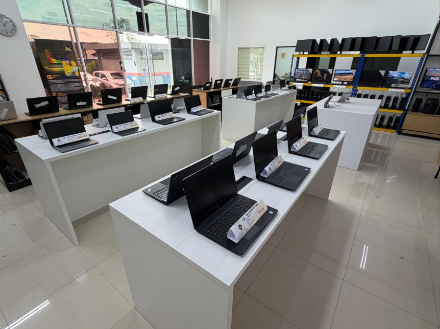 refurbished Sourcing Certified Hardware: The Safest Refurbished Computers Near Me image 11